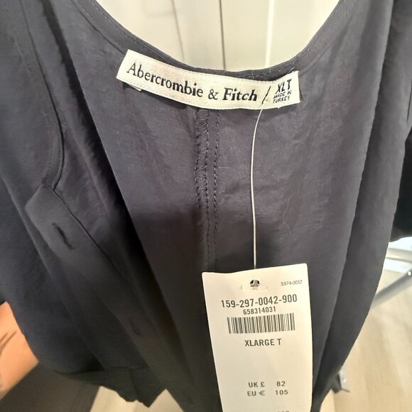 Abercrombie & Fitch Black Buttondown Sleeveless Jumpsuit - Picture 4 of 4